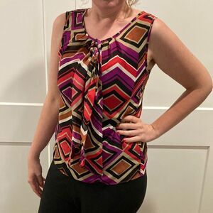 Banana Republic Women’s Sleeveless Front tie Blouse Diamond Print Small
